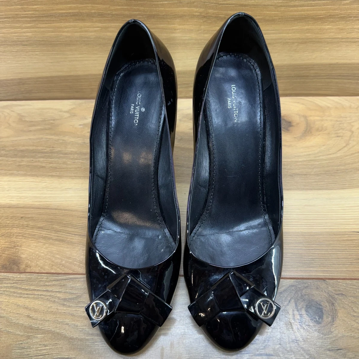 LOUIS VUITTON リボン レザーパンプス ブラック サイズ41 Louis Vuitton Pump High (3-3.9 in) Heel Height Heels for Women for