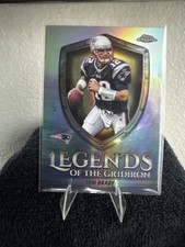 2025 Topps Chrome #LOG-9 Tom Brady Legends of the Gridiron Refractor