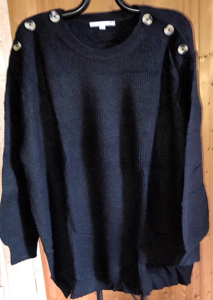 Pull tunique boutonné aux épaules noir blancheporte t 48 - Photo 1/4