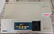 Molecular Devices SPECTRAmax PLUS Microplate Spectrophotometer