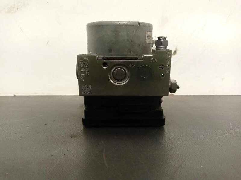 F1FC2C405AG ABS FOR FORD FOCUS III TOURNAMENT 1.0 ECOBOOST 2010 5481553 - Image 2 of 4