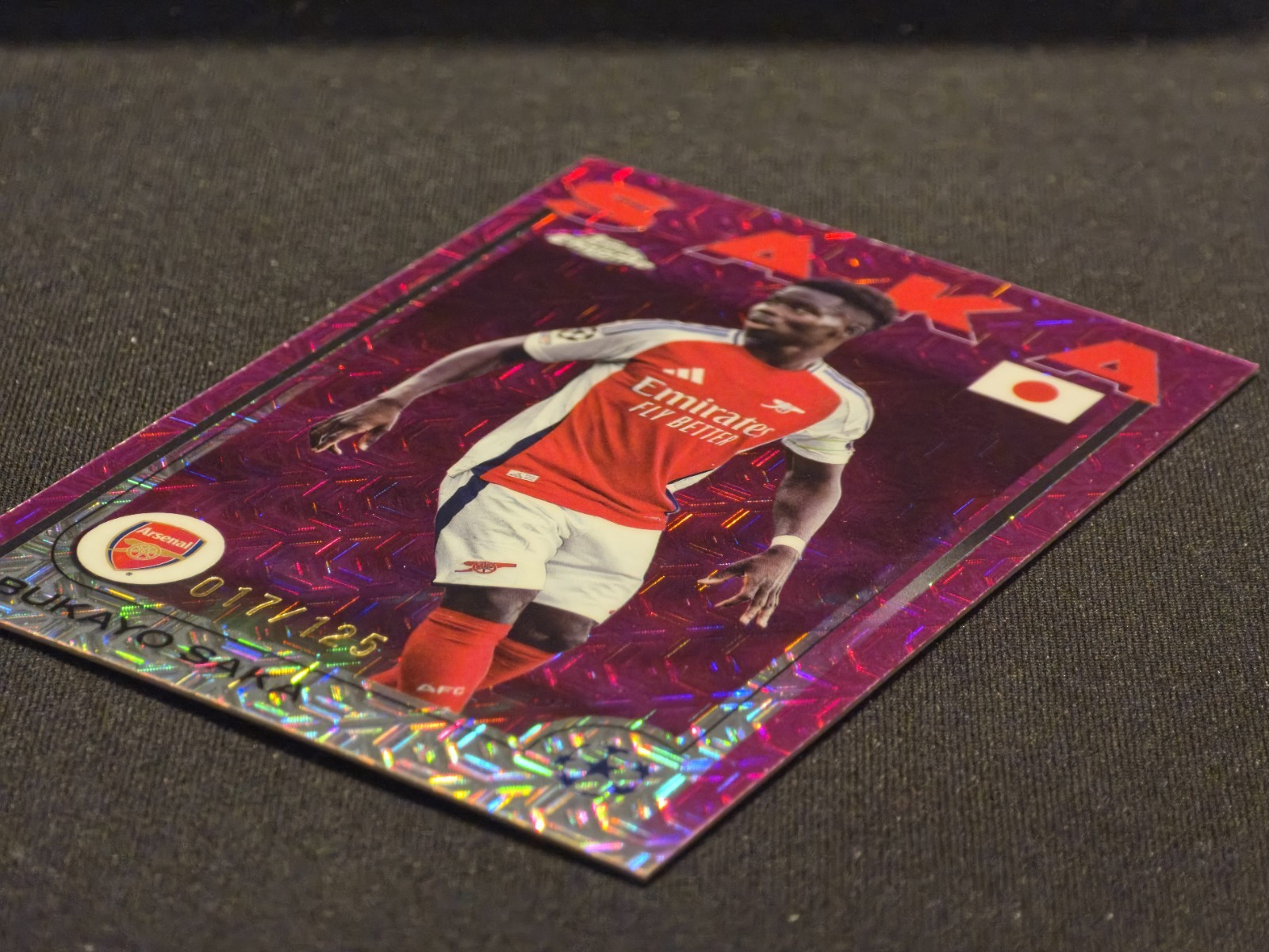 Bukayo Saka /125 Pink Mojo 2024-25 Topps Chrome UCC Japan Edition Arsenal view 6