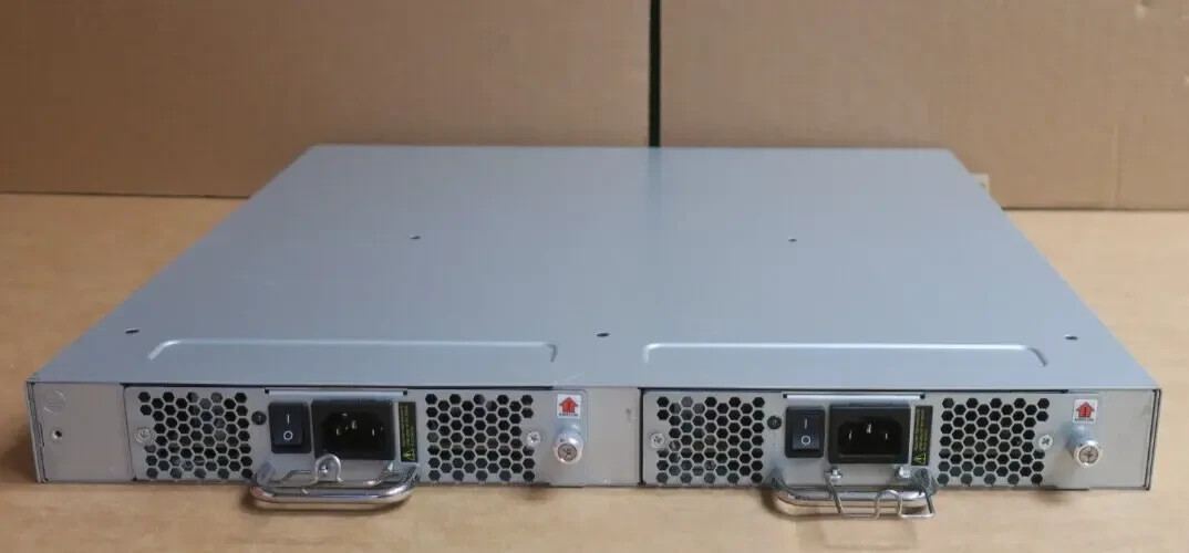 Brocade 6510 48-Port 16Gb FC SAN Switch 24-Port Active +full
