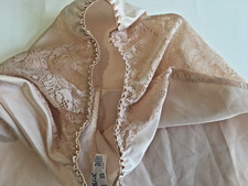 80s Vintage OLGA 12215 Perfect Nude For light Skin Lace Half Slip Skirt Size SA