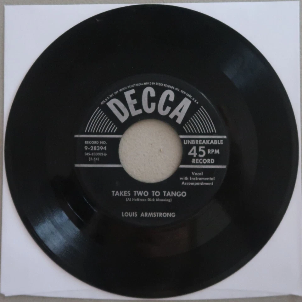 LOUIS ARMSTRONG I LAUGHED AT LOVE/TAKES TWO TO TANGO DECCA VINYL 45 VG 25-88 - Image 2 of 2