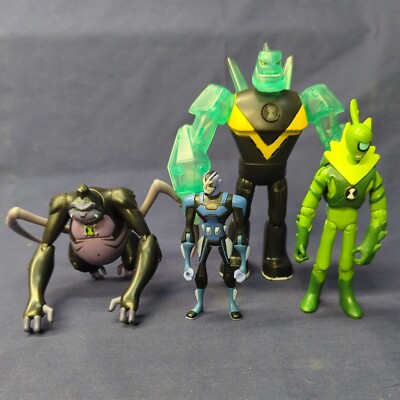Ben 10 Ten Action Figure BANDAI and Cartoon Network Aliens - Lot Of 4