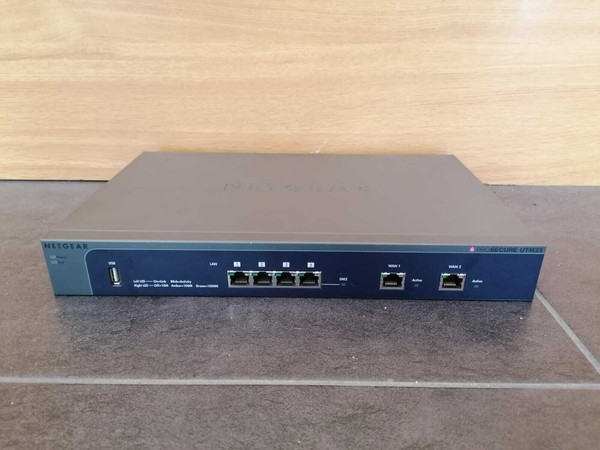 NETGEAR PROSECURE UTM25 Firewall/Cortafuegos