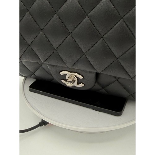 Chanel double flap medium class shoulder bag