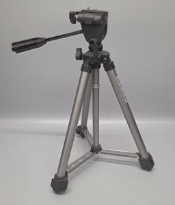 Foto / Video-Stativ Dreibein – Panorama - Schwenkkopf max Höhe 110 cm  #495-05