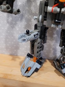 2002 Lego Bionicle Exo-Toa Titan Warrior #8557