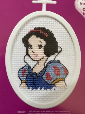 Disney Princess Snow White Counted Cross Stitch Pattern 2.25  X 2.75  Oval