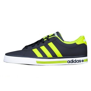 adidas neo se daily team