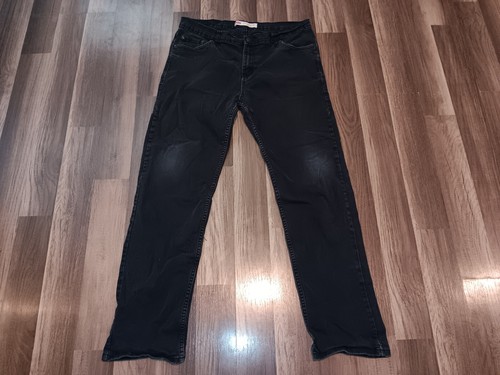 Levis boys 502 regular taper Size 20H 38X32 (actual SZ 35X29) black worn jeans