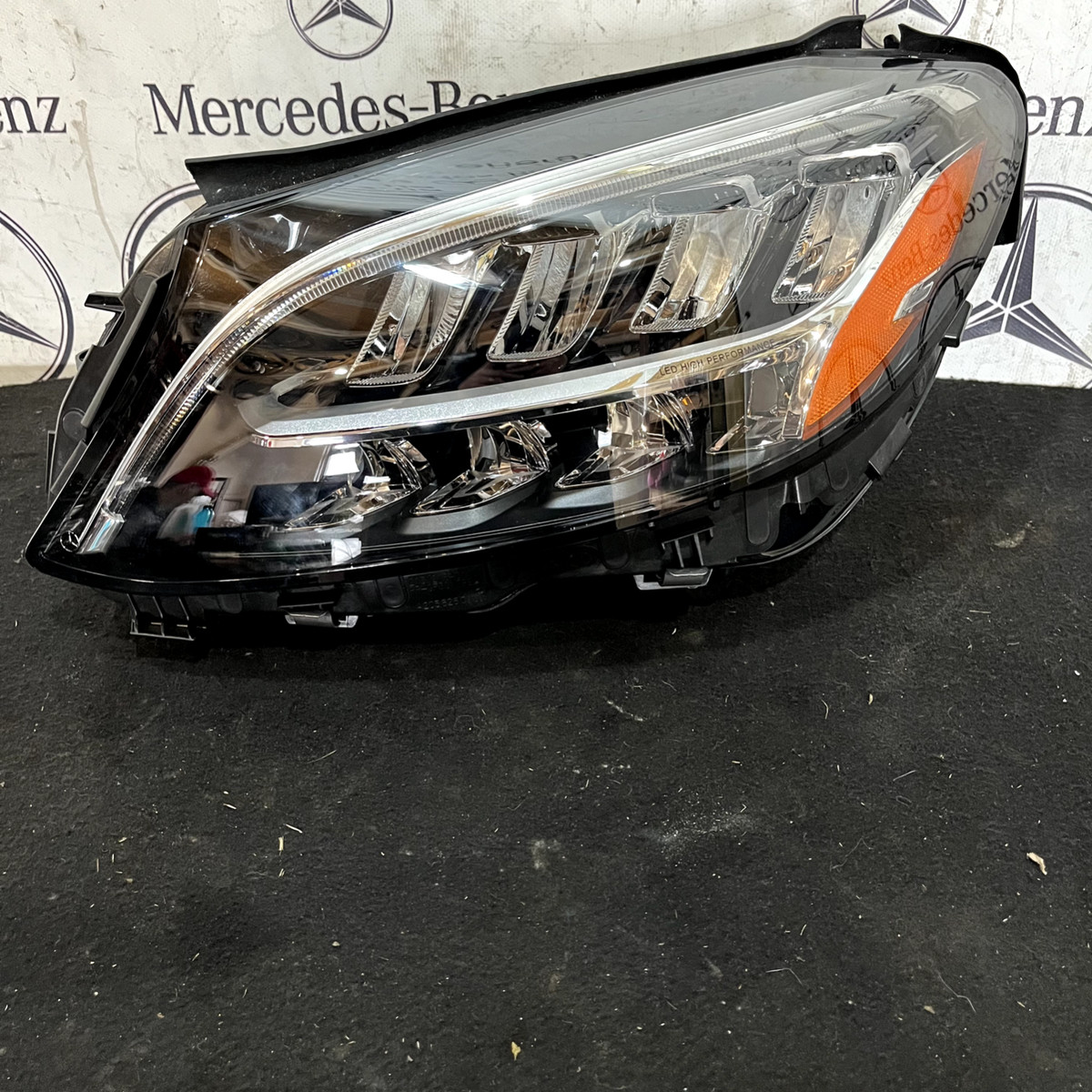 Mercedes W205 C-Class lift Front left Lights LED HIGH PERFORMANCE  