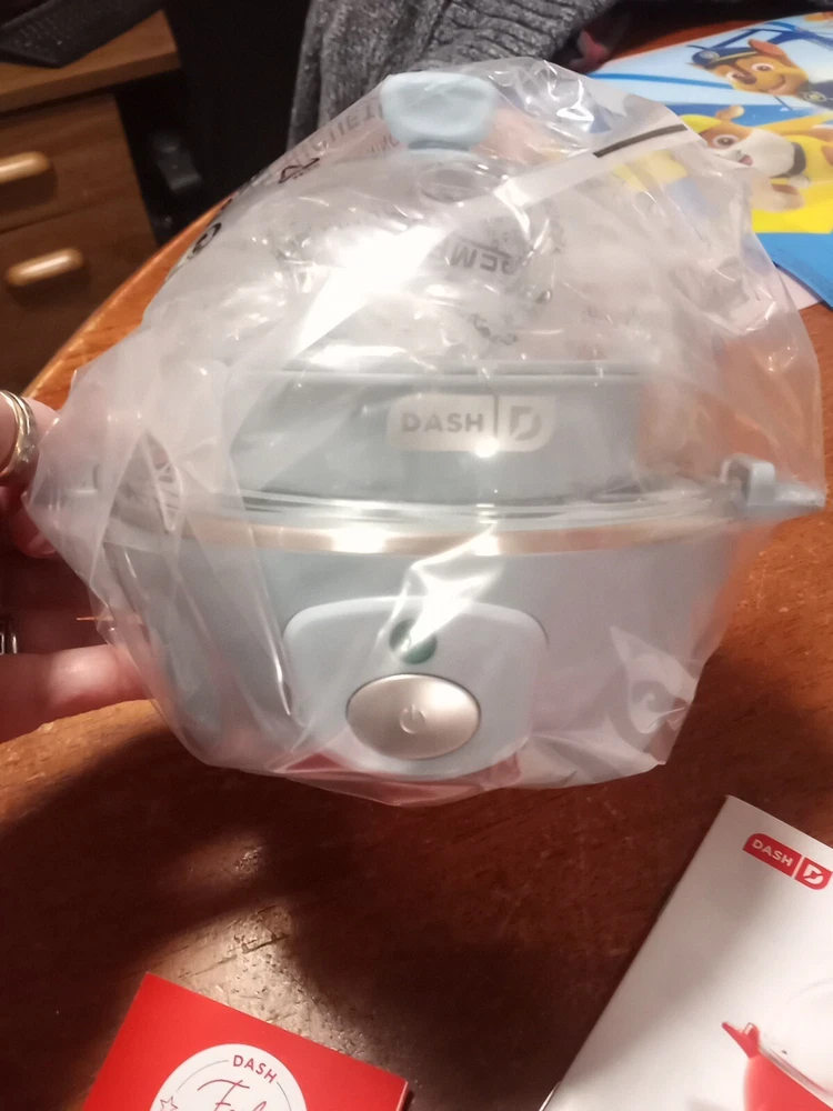Dash Rapid 6 Egg Cooker in Light Blue for Fast Poached, Boiled, or Deviled Breakfasts Dash Rapid 6 Egg Cooker in Light Blue for Fast Poached, Boiled, or Deviled Breakfasts