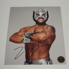 Lince Dorado Pro Wrestling Crate Autographed Photo 8x10 Authentic