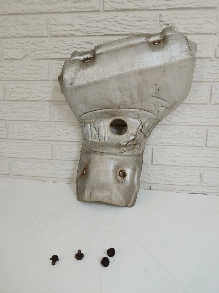 2012-2014 Ford Focus Exhaust manifold heat shield OEM With bolts Insolation  | eBay