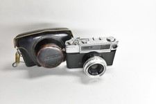 Yashica Minister D Rangefinder camera  45mm f2.8 lens Vintage