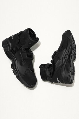 nike air carnivore comme des garcons homme plus black