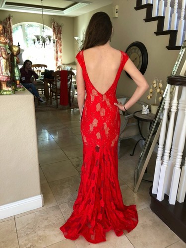 $590 NUEVO CON ETIQUETAS ENCAJE ROJO JOVANI GRADUACIÓN/CONCURSO/VESTIDO/FORMAL #32958 TALLA 12 - Imagen 9 de 11