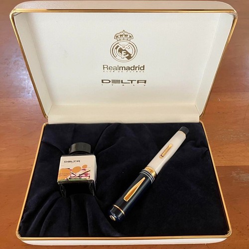 Near MINT Delta Real Madrid Fountain Pen Limited 2002 with original Box Nib M - Picture 2 of 10