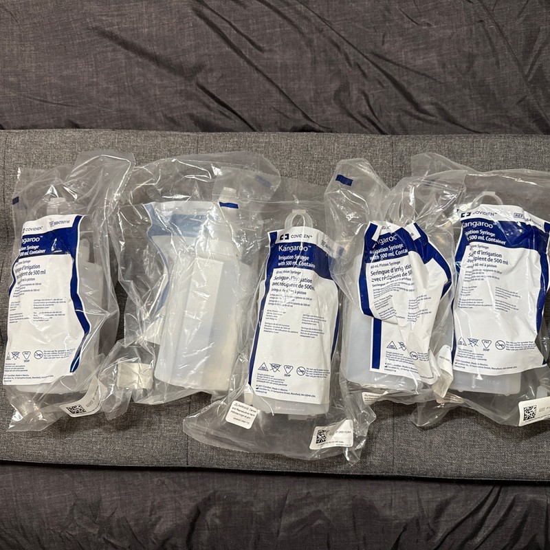 Kangaroo 60 mL Piston Irrigation Syringe With 500 mL Container - New - 5 Units