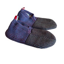 Bombas Gripper Slippers Medium Mens 7-9.5 Womens 9-11.5 Blue Red Storage Bag EUC
