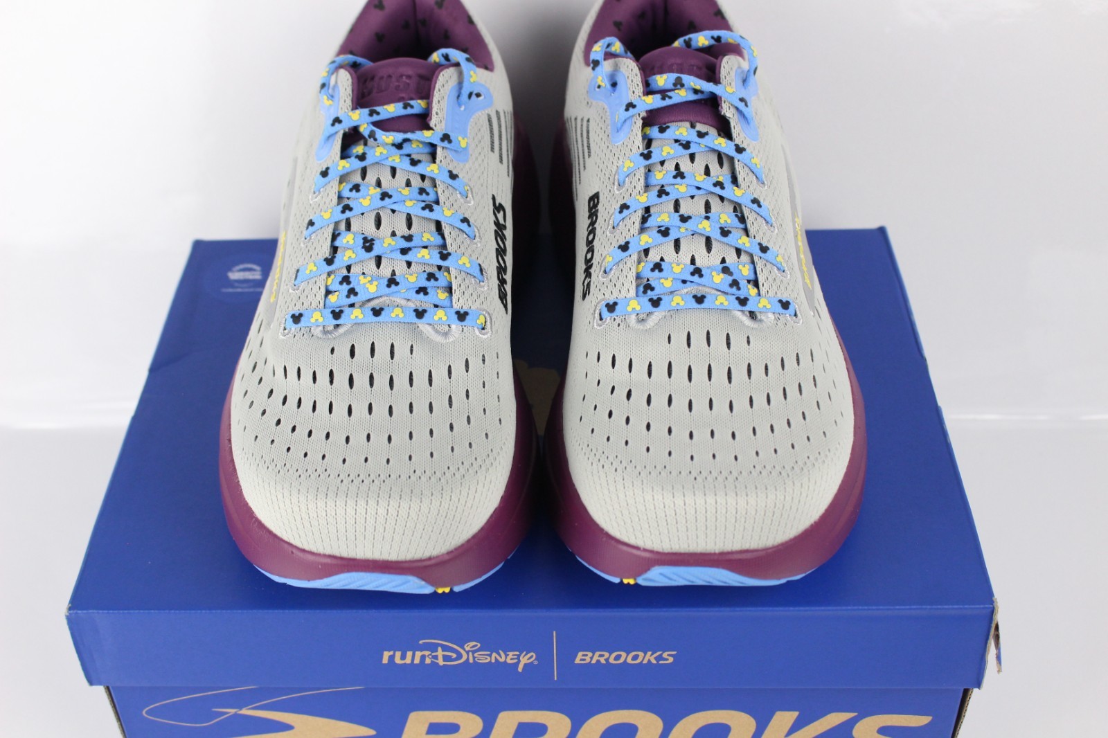 Brooks X Run Disney Ghost Max 3 Wine & Dine 2025 Size 11.5 Grey 120518 1B 098 image 4