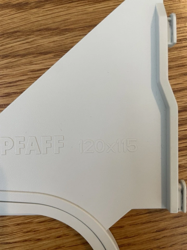 LOT Of 3 Pfaff Embroidery Hoops All Texture 130x130; 260x225; 120x115 - Image 4 of 4