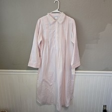 Miss Elaine Nightgown Women's Size Medium With Some Embroidered Floral