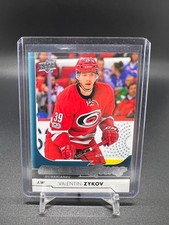 2017-18 Upper Deck #467 Valentin Zykov RC Young Guns Rookie Carolina Hurricanes