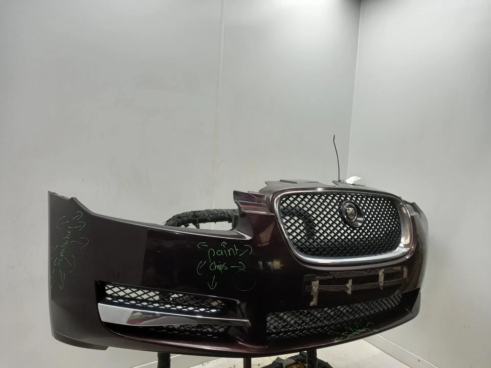 JAGUAR XF Front Bumper 2008-2015 Saloon Caviar-JBC2100 C2Z9910XXX  - Image 2 of 4