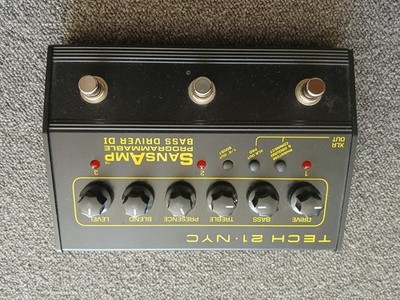 Tech 21 SansAmp Programmable Bass Driver DI Bass Guitar Pedal
