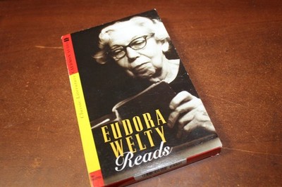 EUDORA WELTY READS 2 CASSETTE TAPE SET
