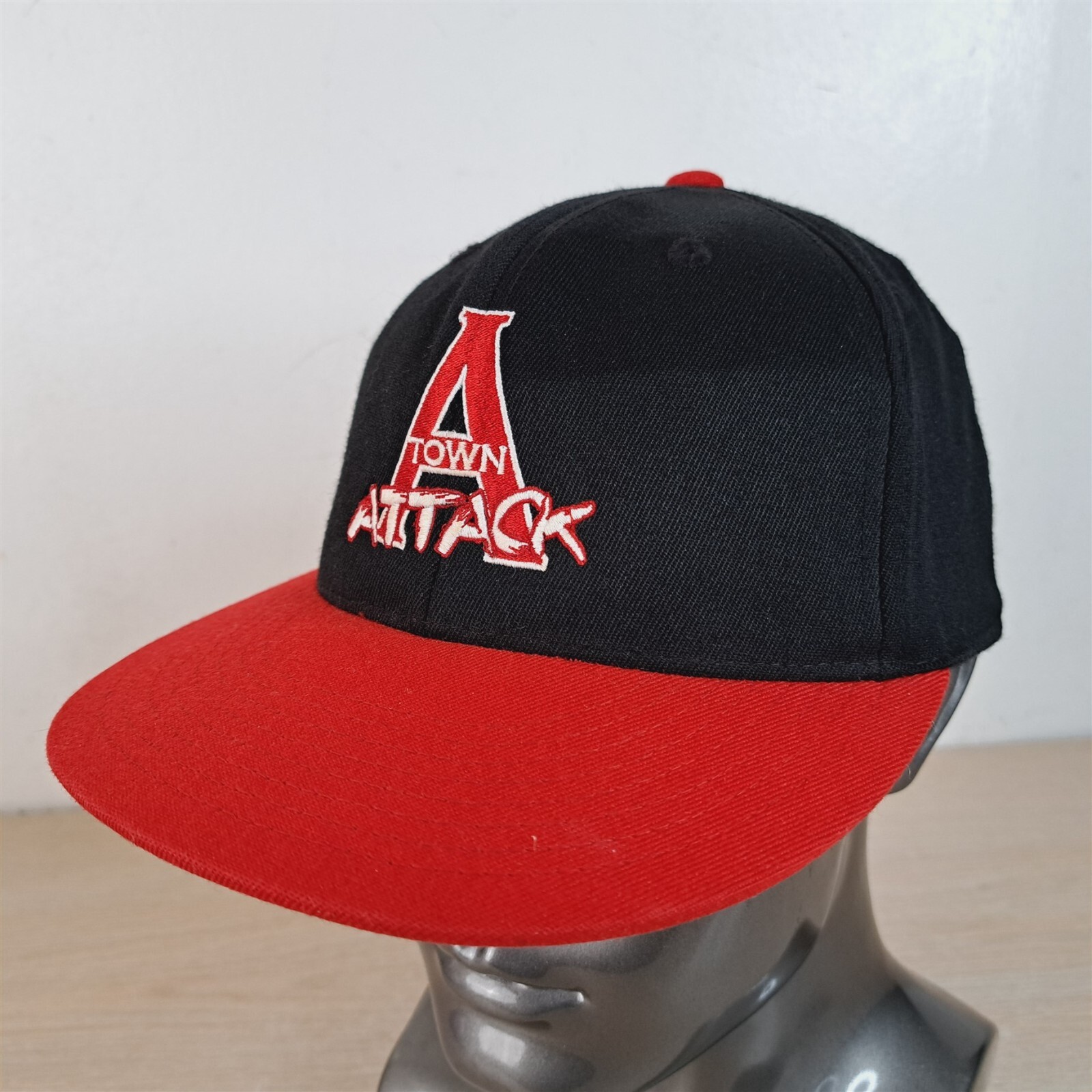 A TOWN ATTACK FITTED BASEBALL HAT/CAP, SIZE 6 7/8… - image 3