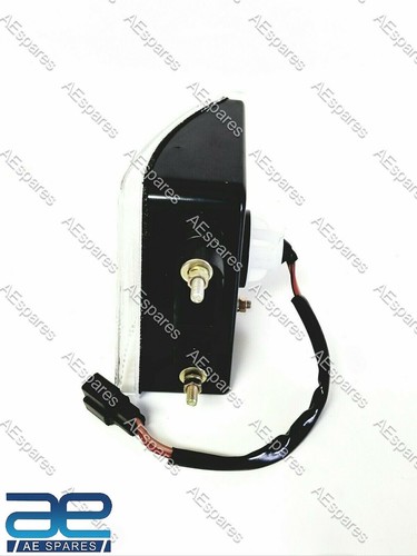 000060516M01 Parking Lamp Front R H Side For Mahindra Tractor - Picture 4 of 4