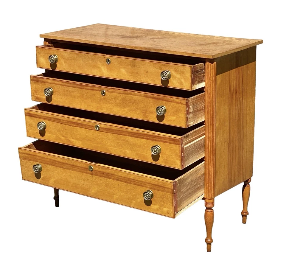 Cajonera / Cómoda Antigua - Abedul Llama Nuevo Hampshire Foto 4 de 4