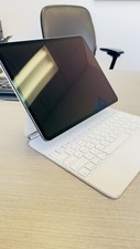 Apple iPad Pro 3rd Gen. 256GB, Wi-Fi  4G Unlocked , 12.9 in - Silver
