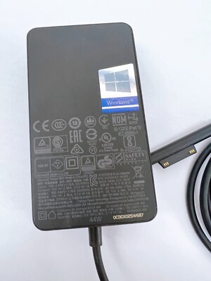 Original Microsoft 44W 15V 2,58V Ladegerät für Surface Pro 3,4,5,6 Adapter Charger