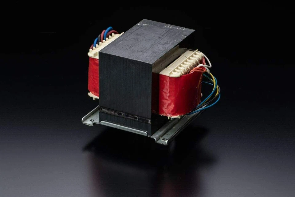 Denon AVR-X2700H 7.2-Channel 8K Ultra HD AV Surround Receiver Black 2020 AC 100V - Image 4 of 4