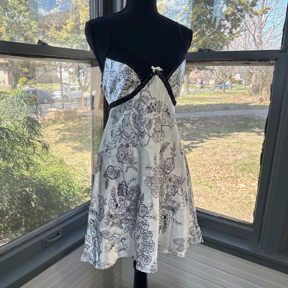 Y2k mini slip dress satin floral womens size large babydoll lace trim apt. 9 - Image 2 of 4