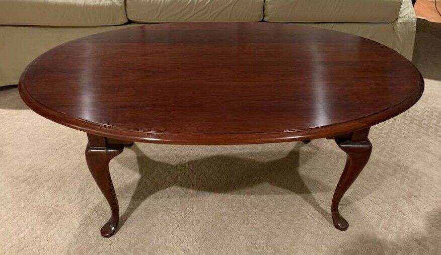 Vintage Pennsylvania House Solid Wood Oval Coffee Table w/ Queen Anne Legs