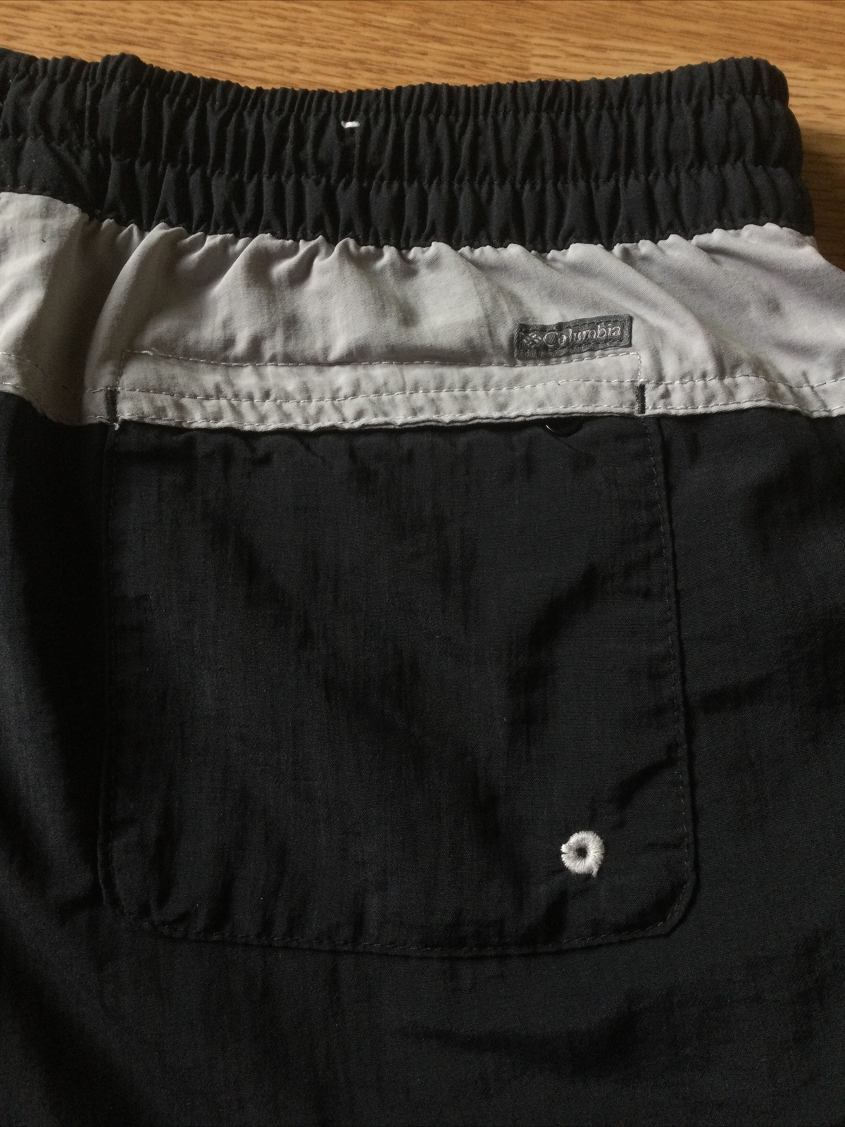 Columbia Womens Board Shorts with Pockets ( S ) Beach / Hike Black
