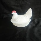 Vintage Westmoreland Milk Glass Hen On Nest Candy Dish Split Tail