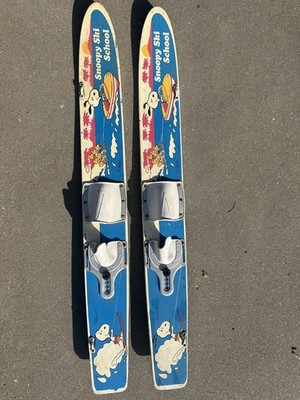 Vintage Snoopy Ski School Water Skis Charlie Brown Peanuts 1965