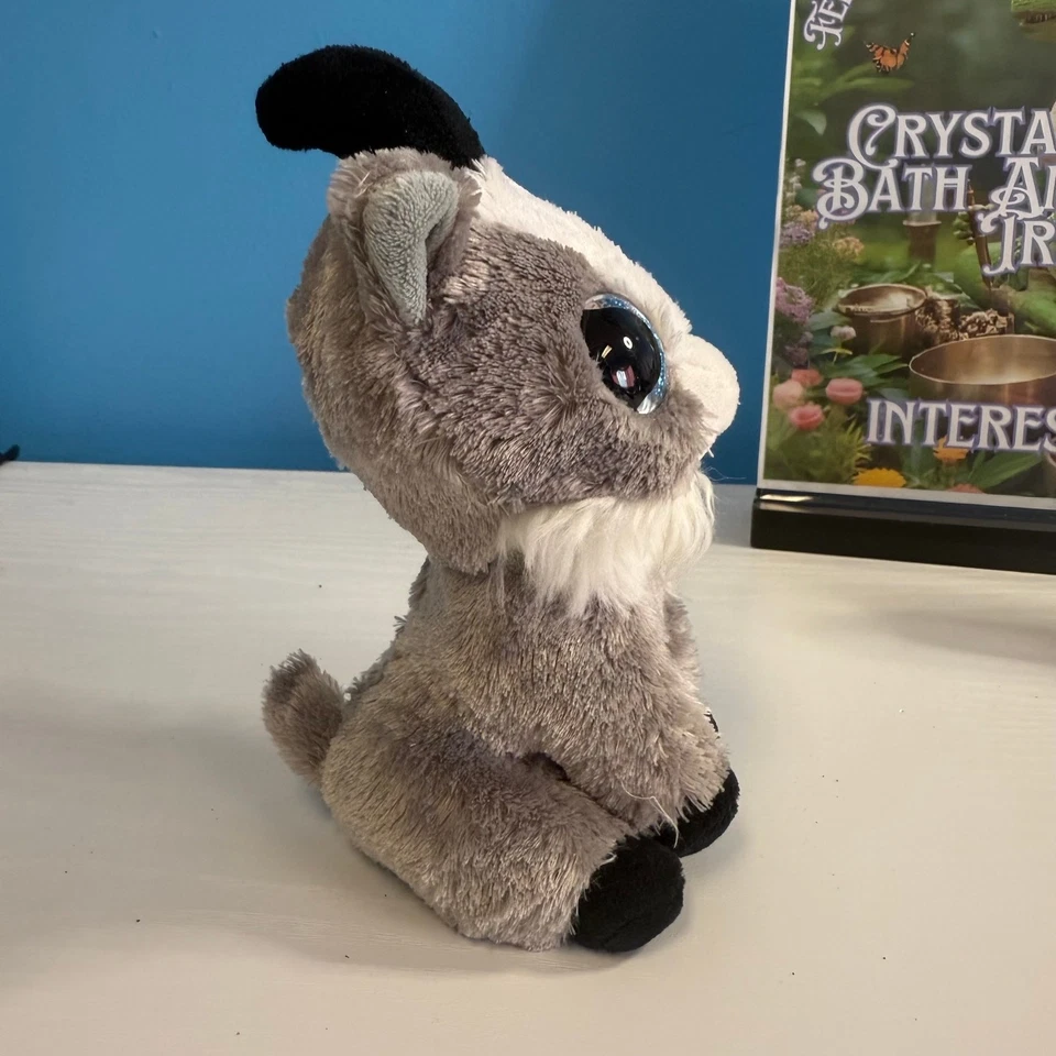 TY Beanie Boo "Gabby" Goat Plush 6" Gray & White Stuffed Animal EUC - Image 2 of 4