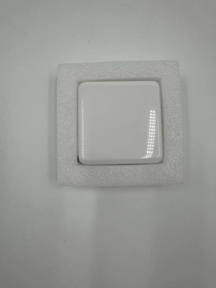 96W USB C Charger for MacBook Pro 16, 15, 14, 13 inch 2025 2024, 2023, 2022, ... - Image 2 of 4