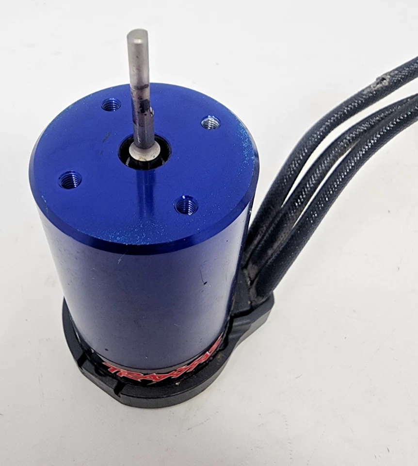 Traxxas Velineon VXL-3S (4-Pole) ESC and Motor Waterproof Brushless Slash 4x4 - Image 3 of 4