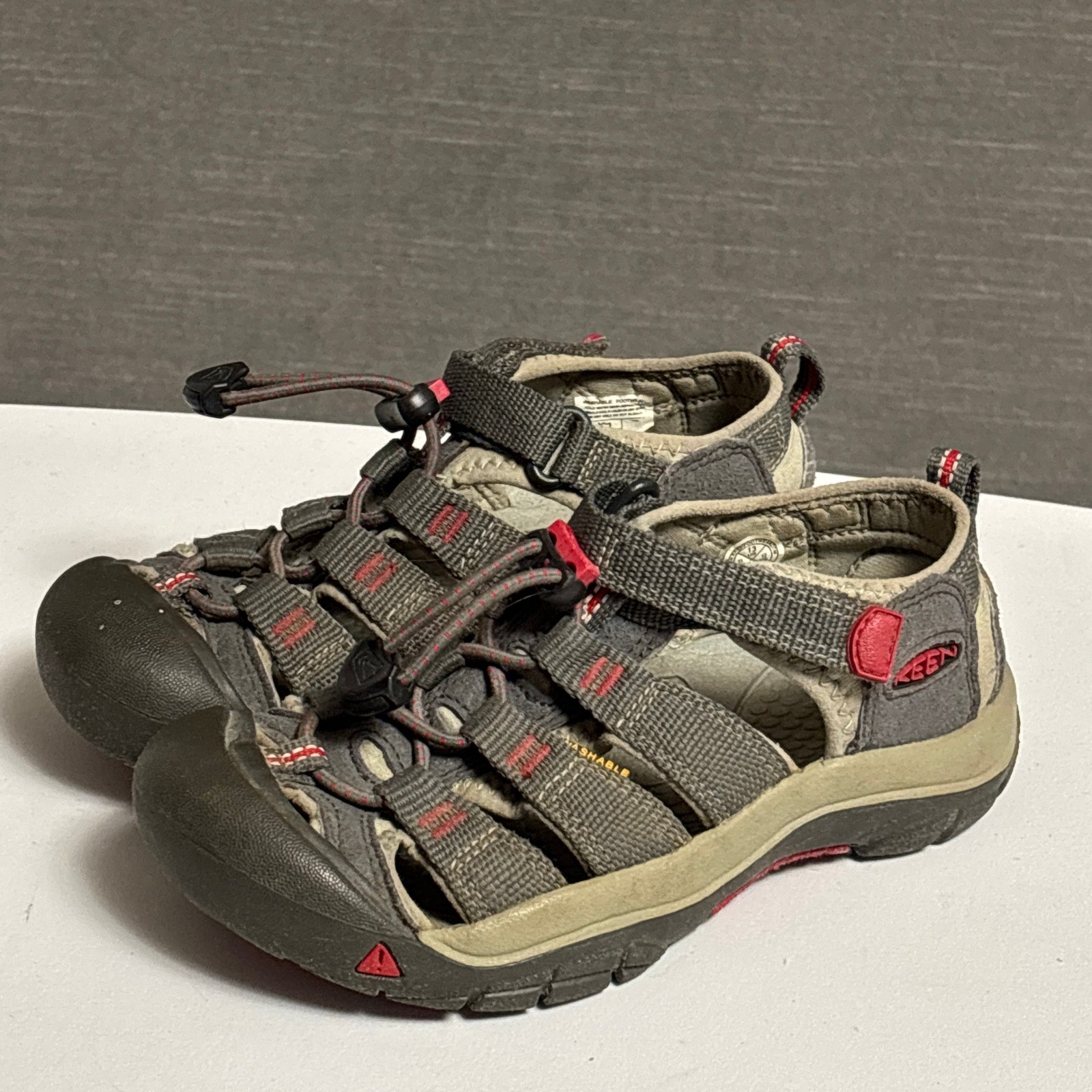 KEEN bambino ragazzo 13 grigio lavabile Newport grigio acqua escursionismo casual trail