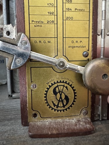 Antikes deutsches Taschenmetronom Sarg Stil Holz Pa-Sta mit Schlüssel - Bild 3 von 7